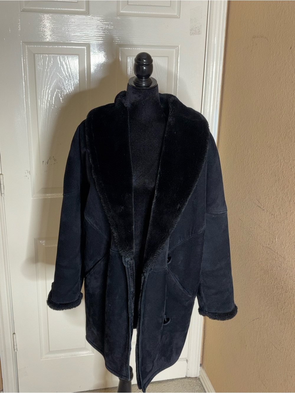 Vintage Steve by Searle Suede Faux Shearling Women’s Coat - Black Medium